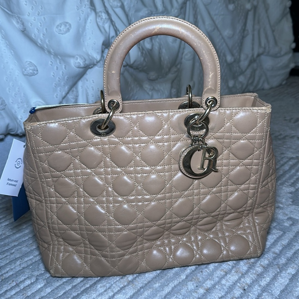 Dior‎ Tan Quilted lady Dior Handbag in excellent condition - Picture 3 of 11